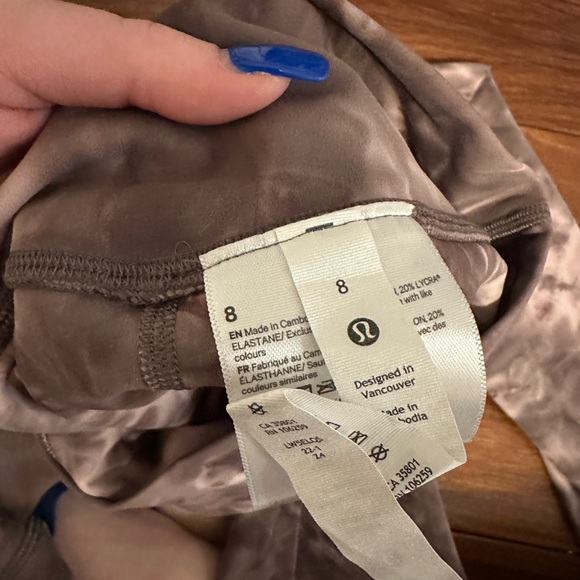 Lululemon align 28 inch legging size 8 - Picture 3 of 4